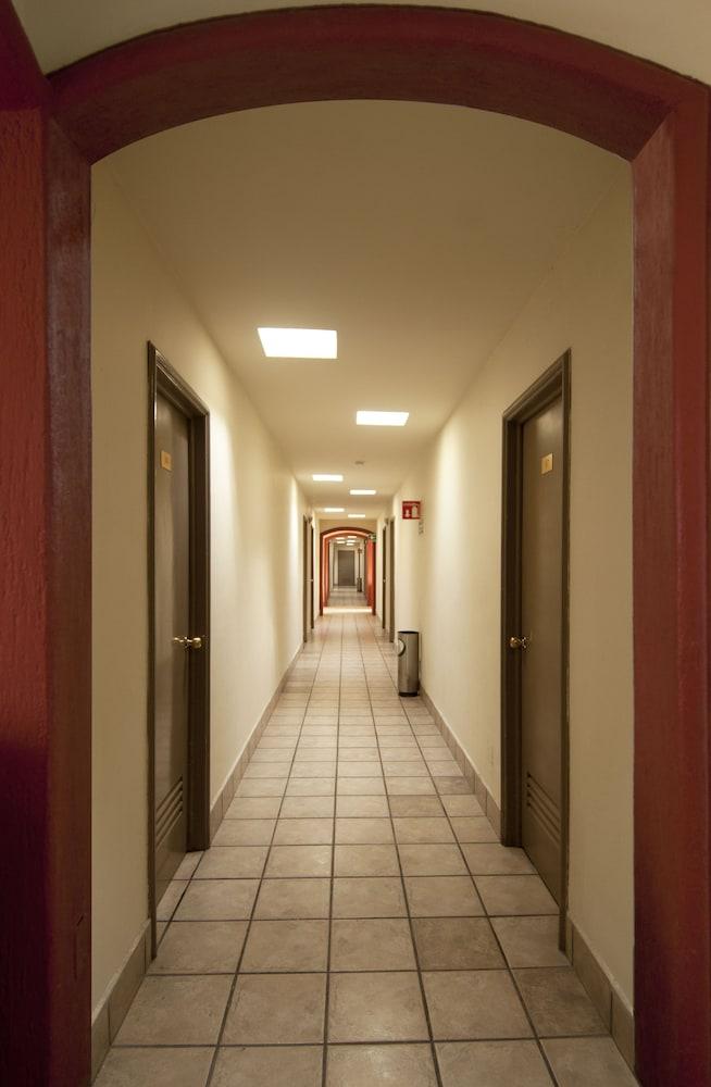 Hotel Arboledas Industrial Guadalajara Eksteriør billede